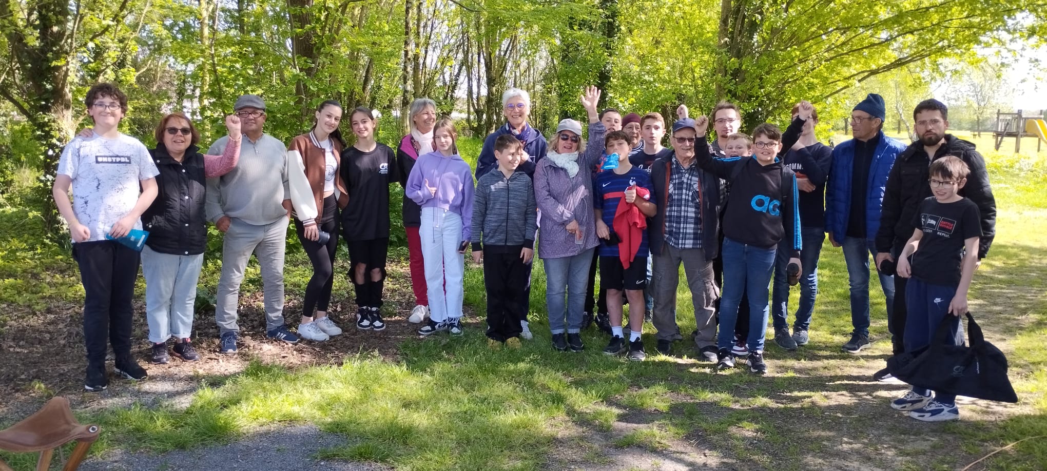 Initiation à la pétanque avec les jeunes du centre aéré de F.R.R 11 à 13 ans. 17 04 2023 